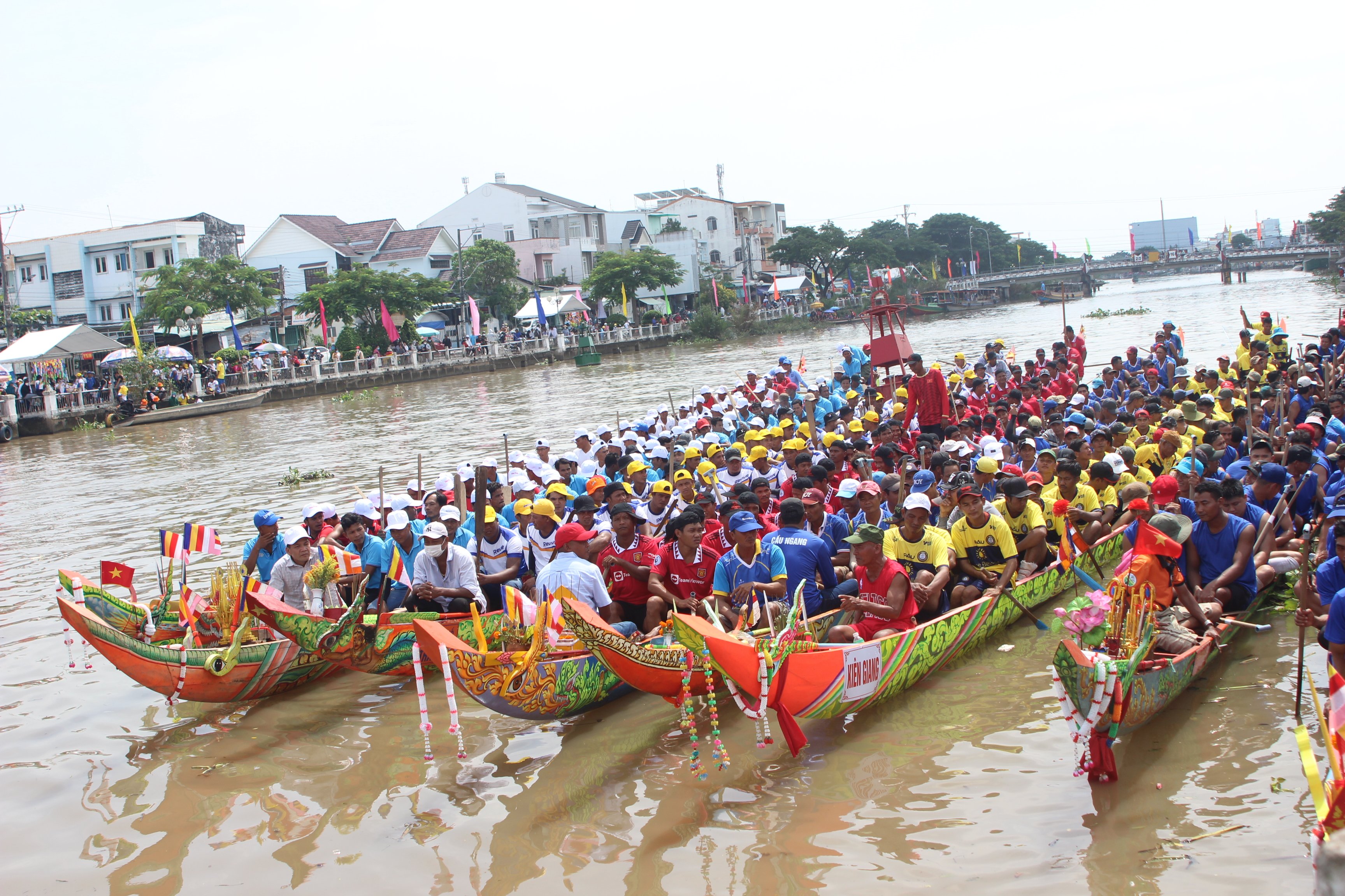 Khai mạc Giải đua ghe ngo tỉnh Trà Vinh mở rộng năm 2022